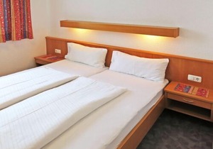 Apartment Elfriede (SZU123) in See - 13 persons, 6 bedrooms