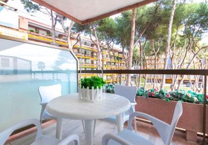 Apartment Els Pins Cyclamen by Interhome