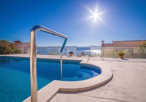 Apartment Emil Zora A3