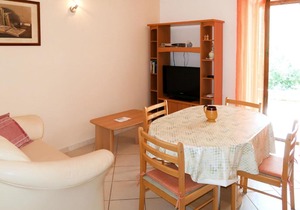Apartment Ester - LBN135 by Interhome