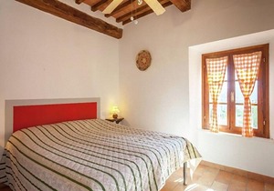Apartment(F) with swimming pool, jacuzzi in the center of Tuscany for max. 4 persons.