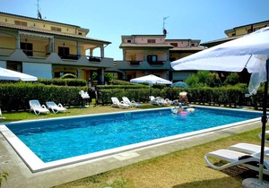 Apartment Follonica by C. & F.