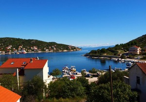 Apartment for 7 persons approx. 90 m² in Vinisce, Dalmatia (Central Dalmatia)