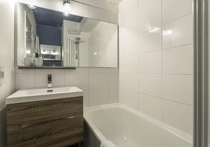 Apartment Forclaz 4B - Alpes Travel - Central Chamonix - Sleeps 4