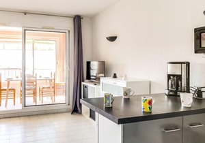 Apartment Les Morières in Six Fours La Coudoulière - 4 persons, 1 bedrooms