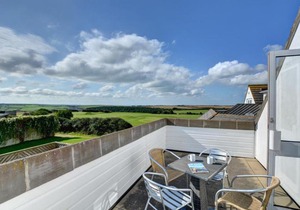 Apartment Golfer View-2 by Interhome