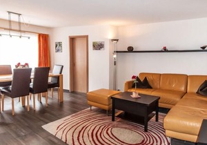 Apartment Hotel Hirschen in Grindelwald - 5 persons, 3 bedrooms
