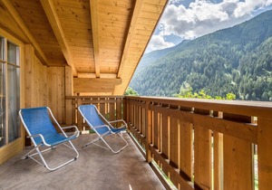 Apartment Hotel 'Naturresidenz Theistadl Apt 301' with Lake View, Garden & Wi-Fi