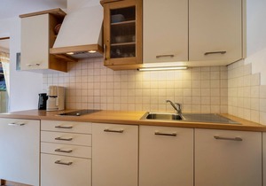 Apartment Hotel 'Naturresidenz Theistadl Apt 101' with Lake View, Garden & Wi-Fi