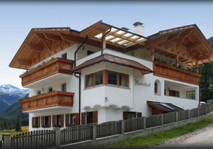 Apartment "Huterhof Wiesengrund 2" with Mountain View, Balcony & Wi-Fi