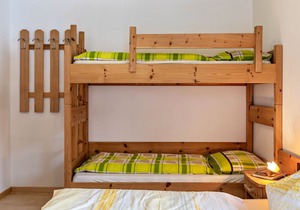 Apartment "Huterhof Wiesengrund 1" with Mountain View, Balcony & Wi-Fi