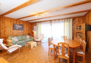 Apartment Hyacinthe 2 by Interhome