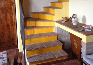 Apartment in an old monastery fully renovated, located in a vast park.