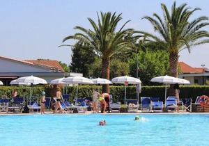 Apartment in Cecina Mare with outdoor pool