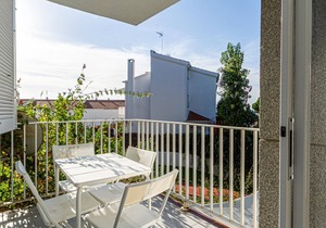 Apartment in front of the beach 40min BCN by train