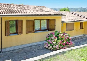 Apartment in the Antico Borgo I Cancelli residence in Palazzuolo