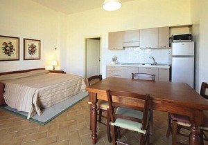 Apartment in Piombino with washing machine