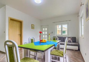 Apartment in Pirovac with terrace, air conditioning, WiFi (4925-3)