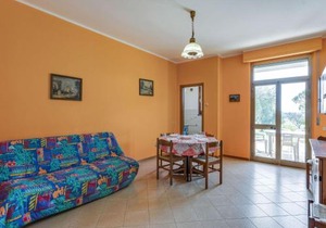 Apartment in Tuoro sul Trasimeno with pool