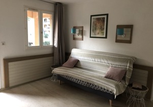 Apartment in the heart of golf Valescure