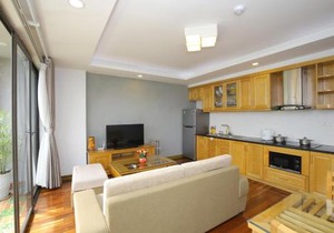 Apartment in Truc Bach, Thanh Nien street near Old Quarter