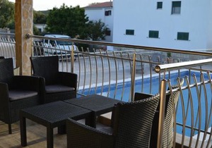 Apartment in Vinišce with Balcony, Air condition, WIFI, Washing machine (4753-2)
