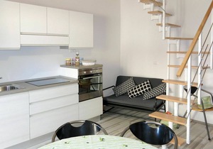 Apartment in villa with A/C, pool, WIFI, hot tub, TV, patio, pets allowed, panoramic view, parking