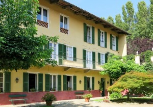 Apartment Casa del Castello (SGV101) in San Giorgio Canavese - 2 persons, 1 bedrooms