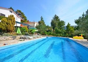 Apartment Josip