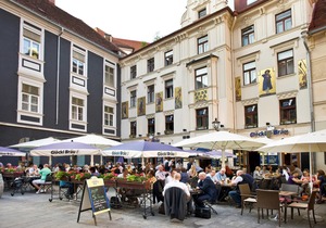 Apartment Kaiser-Josef-Platz - Apartments am Glockenspielplatz
