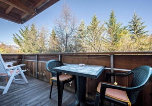 Apartment "Klementhof Nr 3" with Mountain View, Pool, Wi-Fi, Balcony & Garden