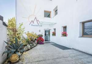 Apartment "Klementhof Nr 5" with Mountain View, Pool, Wi-Fi, Balcony & Garden