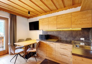 Apartment "Kriendl Nr 1" with Mountain View, Shared Garden & Wi-Fi