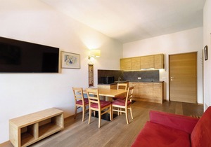 Apartment 'Kriendl Nr 3' with Mountain View, Shared Garden and Wi-Fi