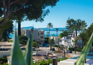 Apartment Las Sirenas by Interhome