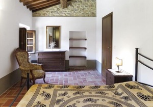 Apartment Le Colmate in Guardistallo - 4 persons, 2 bedrooms