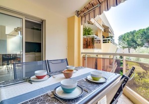 Apartment Le Provence in Golfe Juan - 4 persons, 1 bedrooms