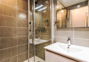 Apartment Les Olympiques - Tignes 1800-4 by Interhome