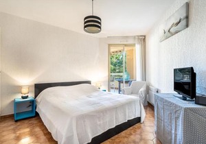 Apartment Les Regates-1 by Interhome