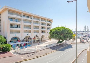 Apartment Les Rives Latines-1 by Interhome
