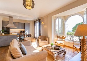 Apartment Les Sirènes by Interhome