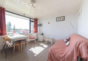 Apartment Lotus 310 by Interhome