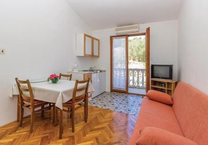 Apartment Mali Iz III