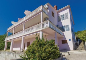 Apartment Mali Iz III
