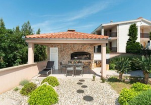 Apartment Matas-3 by Interhome