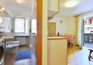 Apartment Maura-2 by Interhome