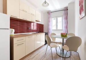 Apartment Mime 1
