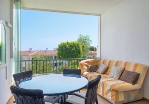 Apartment "Miraflores" with Partial Sea View, Shared Pools, Terrace and Air Conditioning