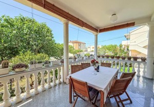 Apartment Mirjana-1 by Interhome