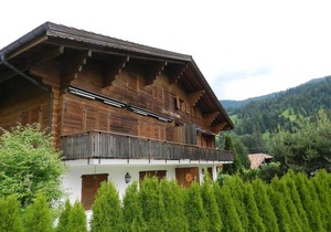 Apartment Mutthorn
